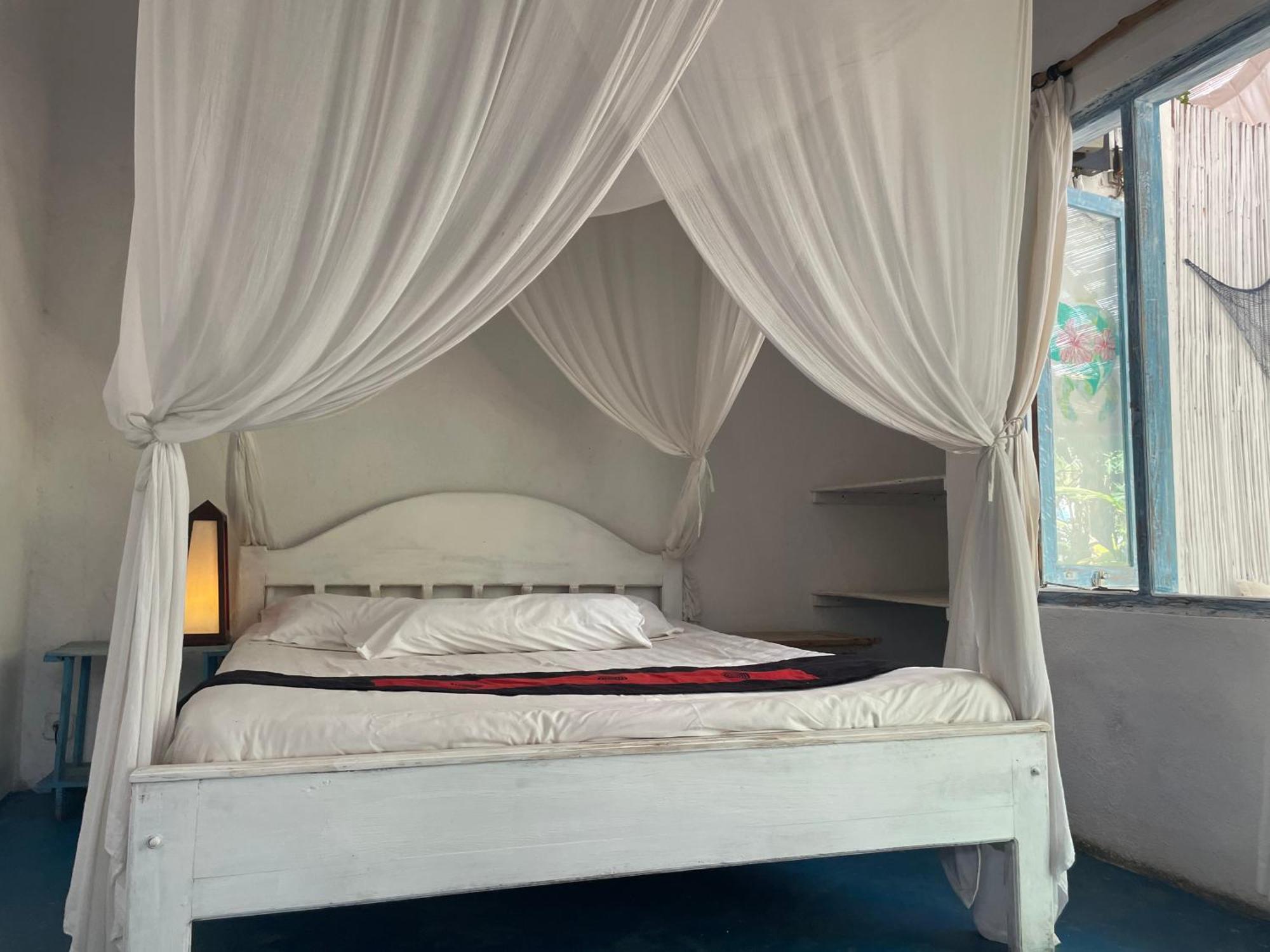 Blu Oceano B&B, Italian Restaurant Nembrala Eksteriør bilde